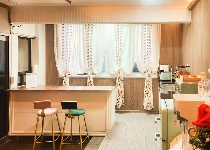 Romance Motel